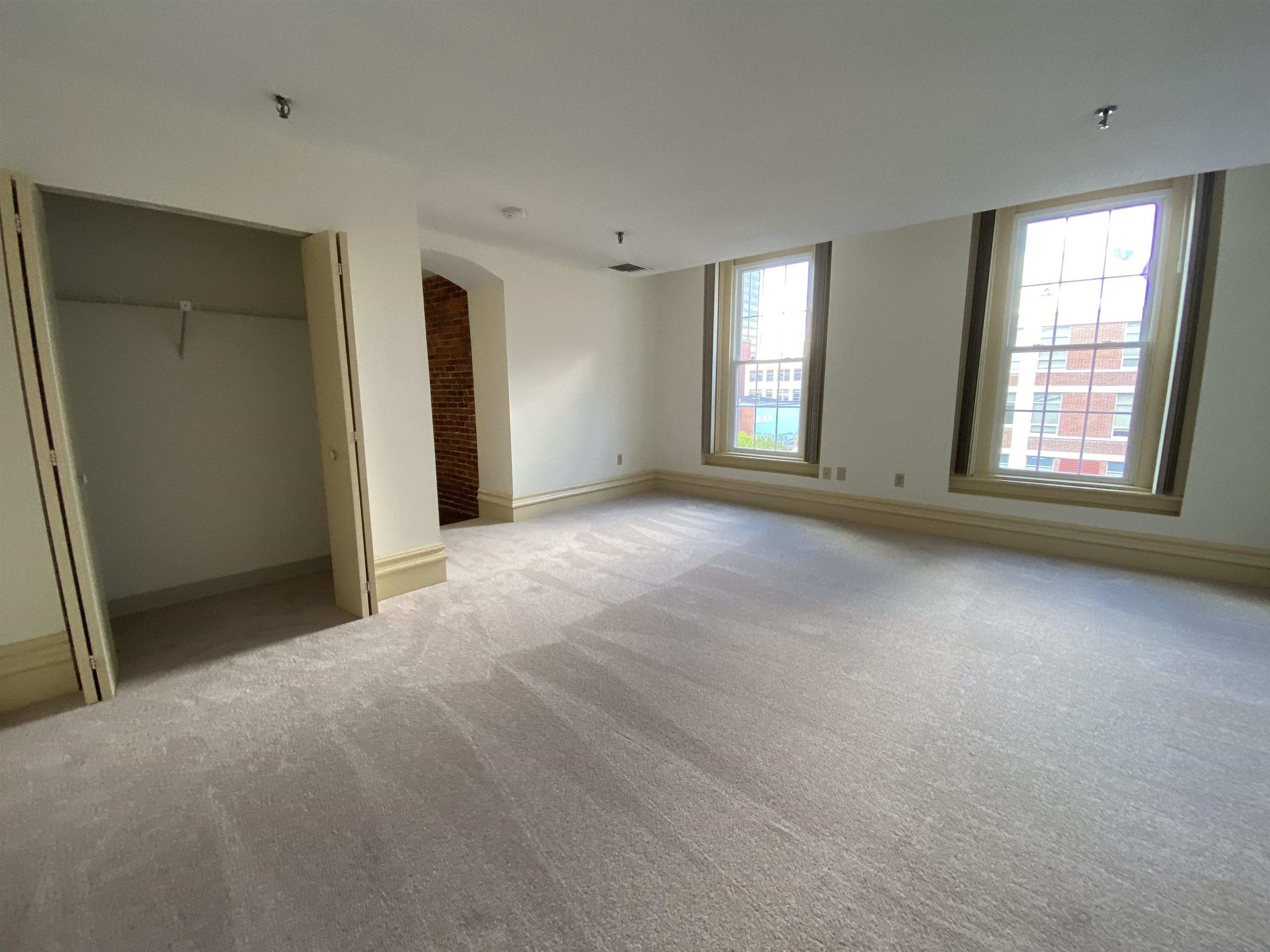 30 Hanover Street, Unit 301 Manchester, NH 03101 - Photo 17 of 39