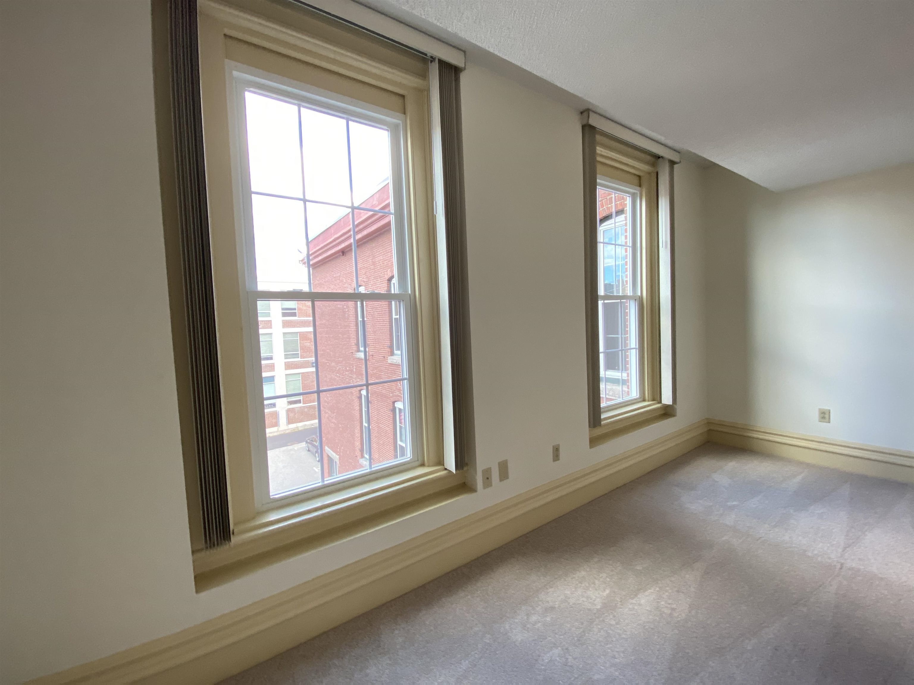 30 Hanover Street, Unit 301 Manchester, NH 03101 - Photo 18 of 39