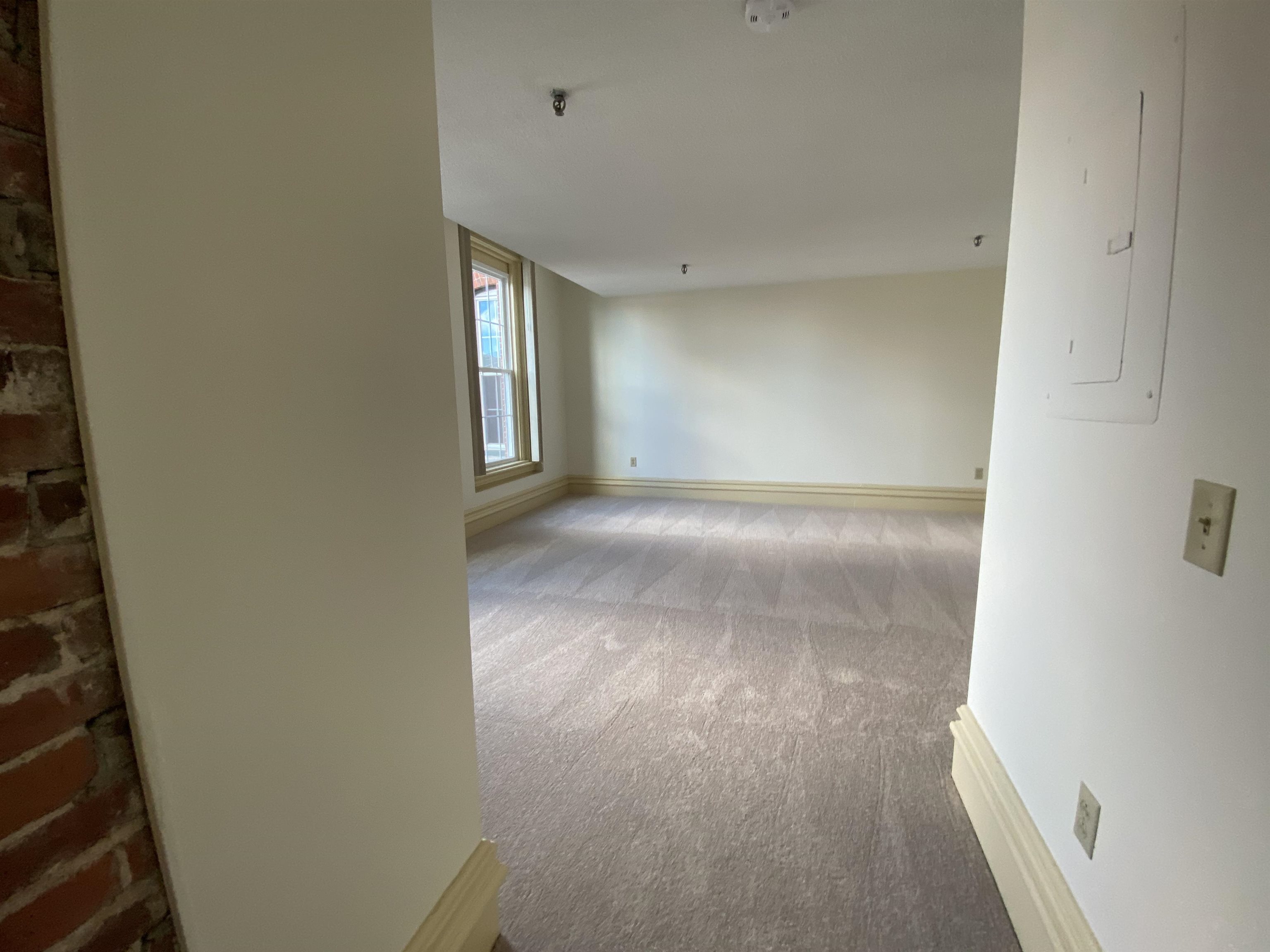 30 Hanover Street, Unit 301 Manchester, NH 03101 - Photo 19 of 39