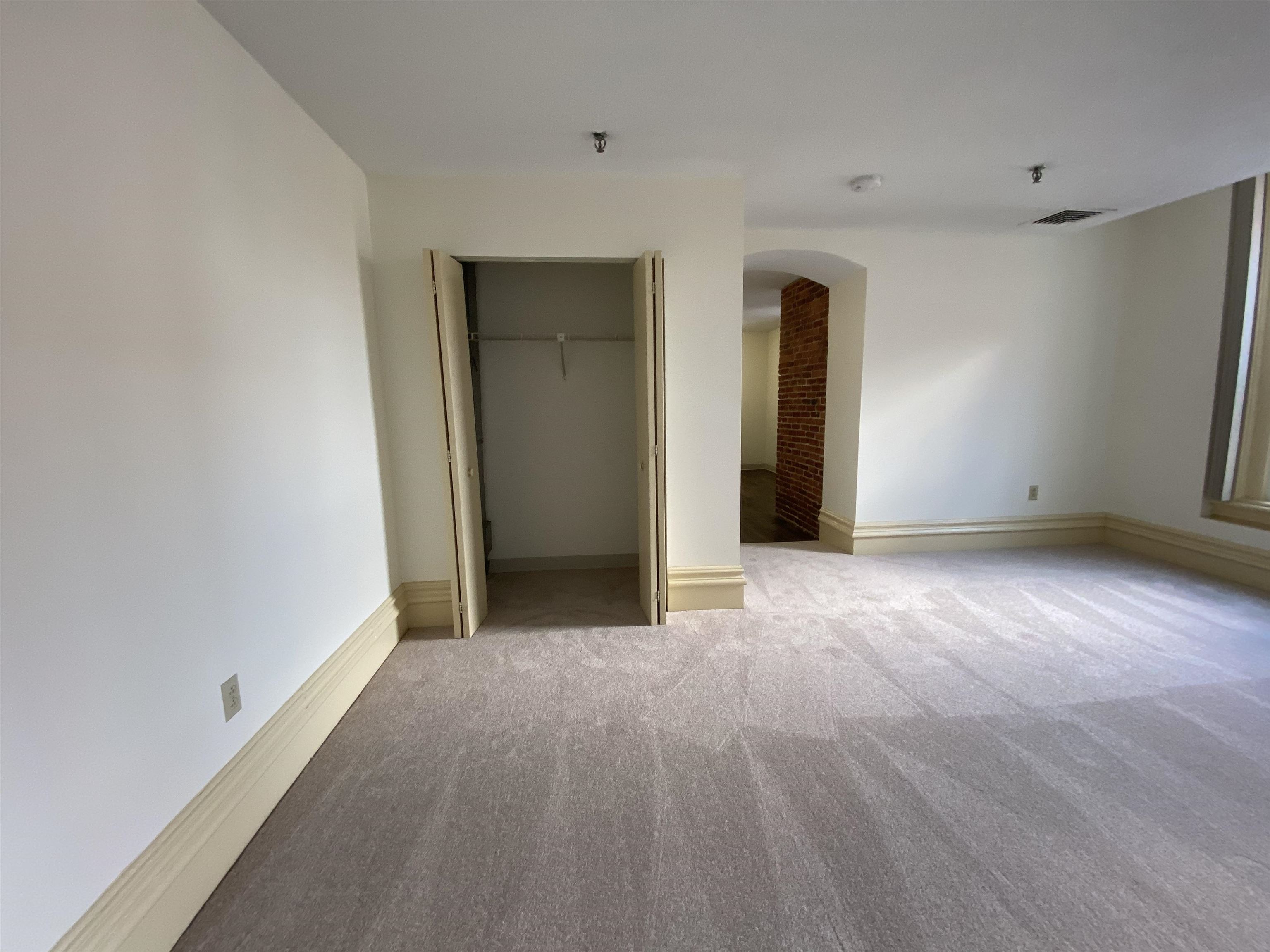 30 Hanover Street, Unit 301 Manchester, NH 03101 - Photo 22 of 39
