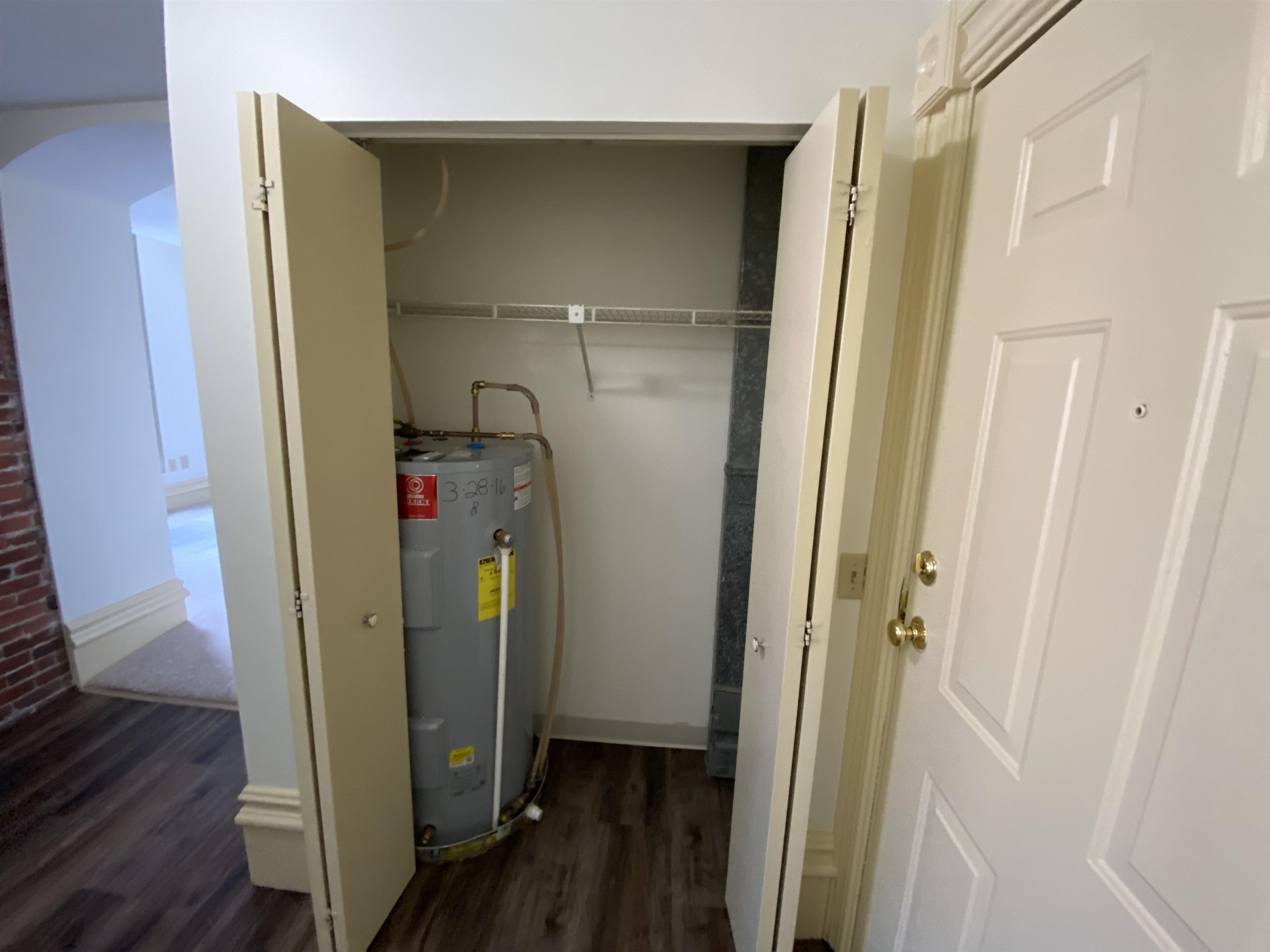 30 Hanover Street, Unit 301 Manchester, NH 03101 - Photo 29 of 39