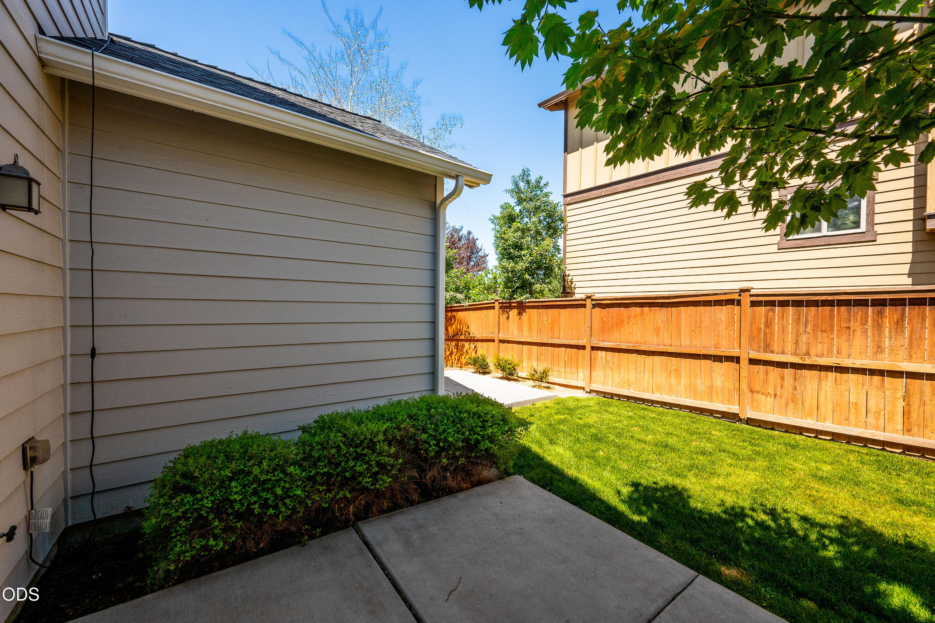 20768 Northeast Horizon Ridge Place Bend, OR 97701 - Photo 44 of 46