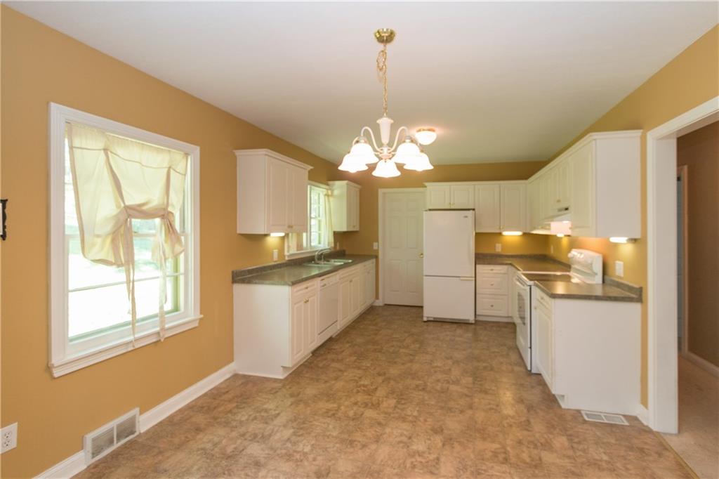 3349 Pinecrest Road Indianapolis, IN 46234 - Photo 7 of 24 Gallery Image 7