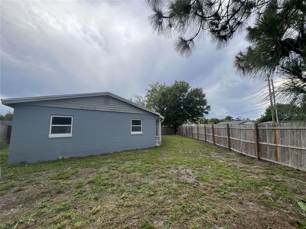 14405 Daring Avenue Orlando, FL 32826 - Photo 10 of 12