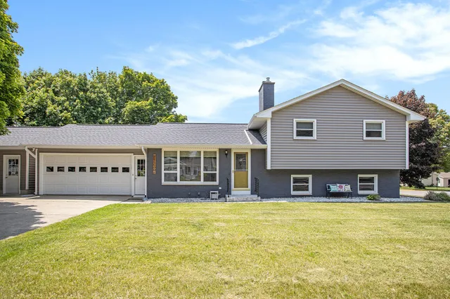 $299,500 | 802 Kay Street, Otsego, MI 49078