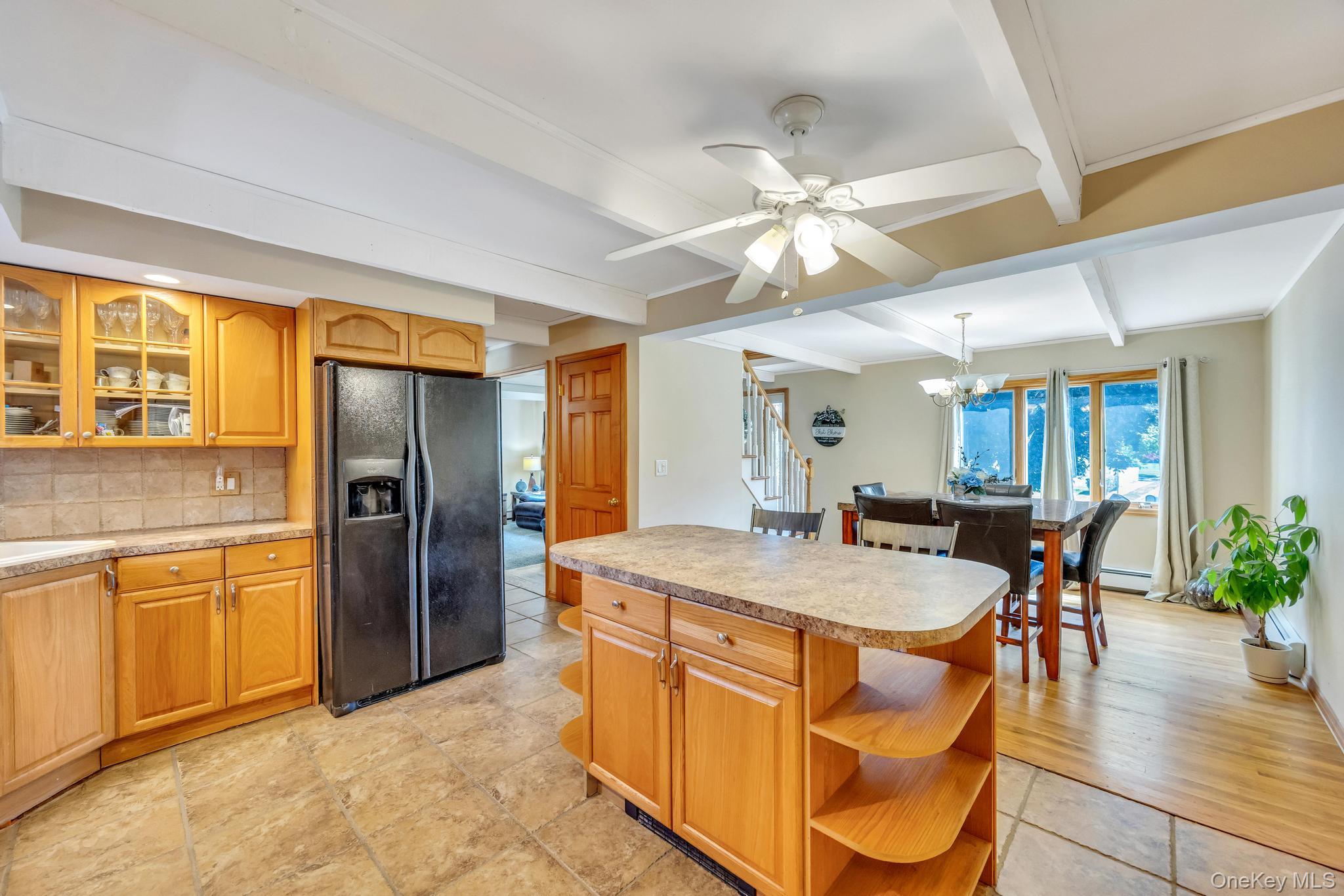 358 Holbrook Road Ronkonkoma, NY 11779 - Photo 17 of 42