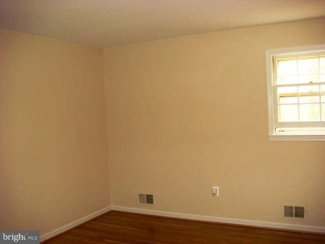 8205 Langbrook Road Springfield, VA 22152 - Photo 18 of 20 Bedroom