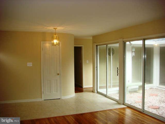 8205 Langbrook Road Springfield, VA 22152 - Photo 7 of 20 Interior (General)