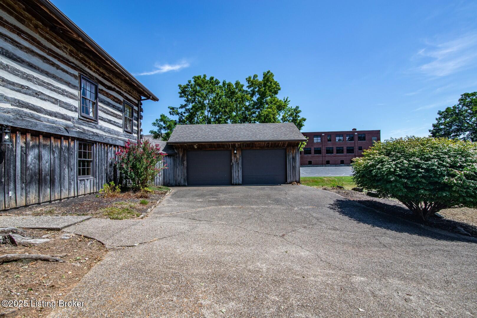 116 Hayward Rd-10