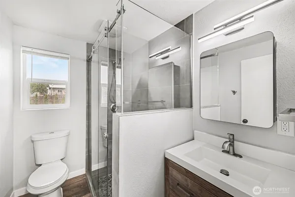 $725,000 | 21016 68th St Court East, Bonney Lake, WA 98391