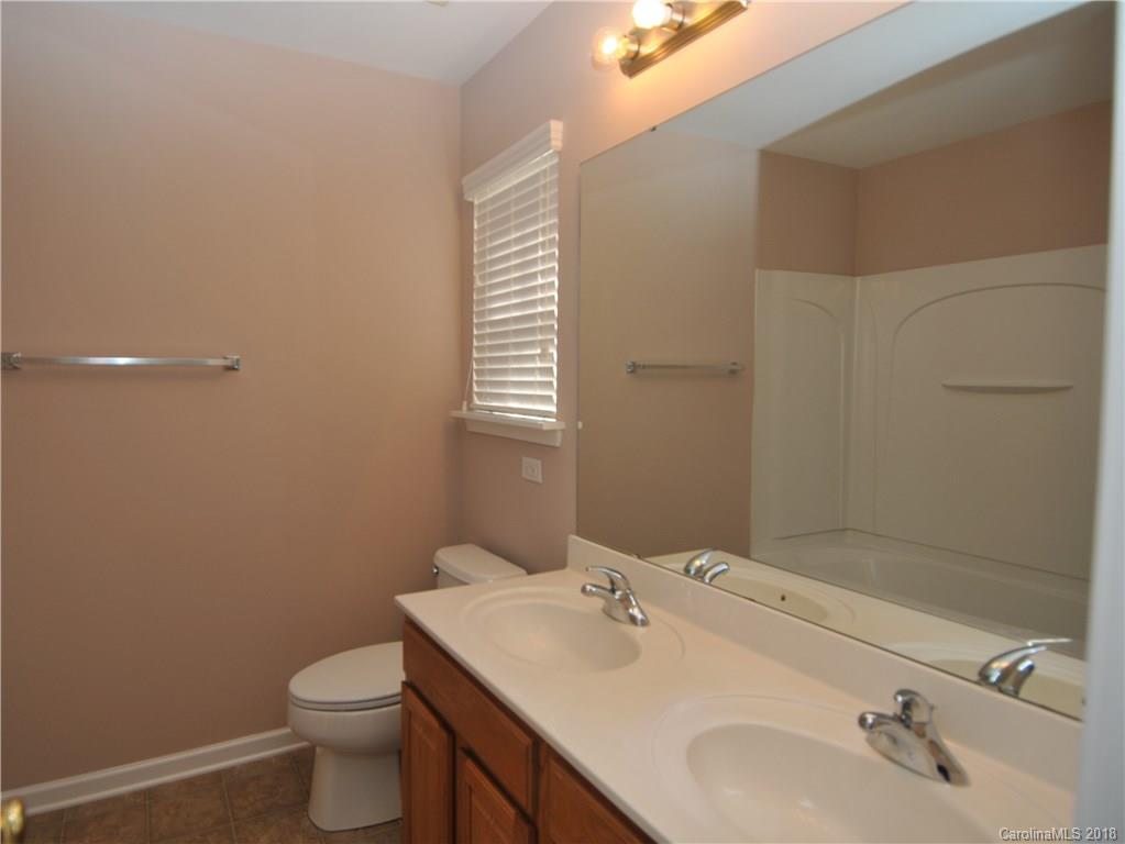 3325 Wymering Road Charlotte, NC 28213 - Photo 12 of 19