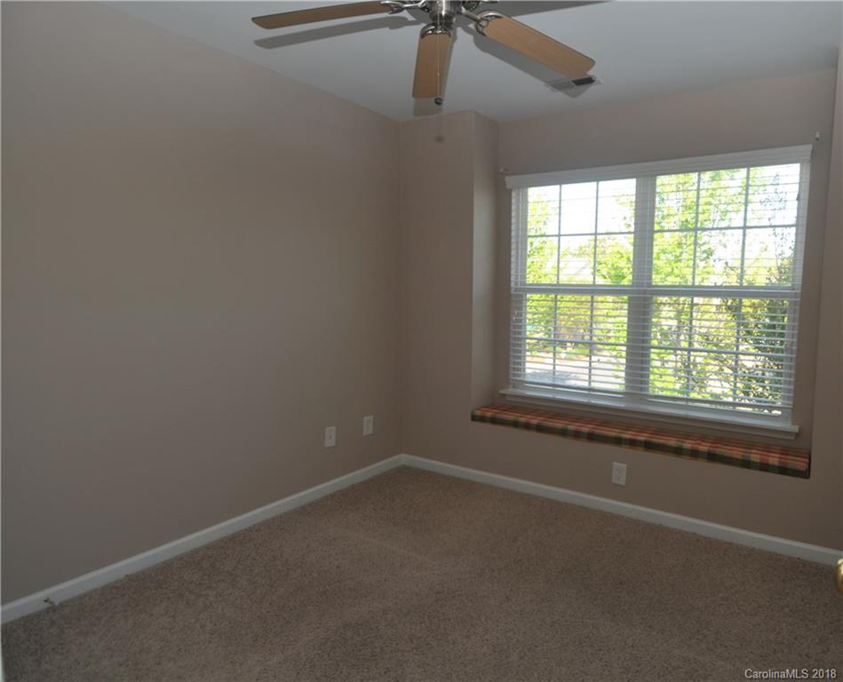 3325 Wymering Road Charlotte, NC 28213 - Photo 15 of 19