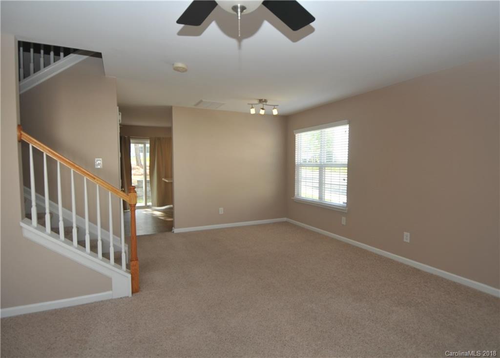 3325 Wymering Road Charlotte, NC 28213 - Photo 4 of 19