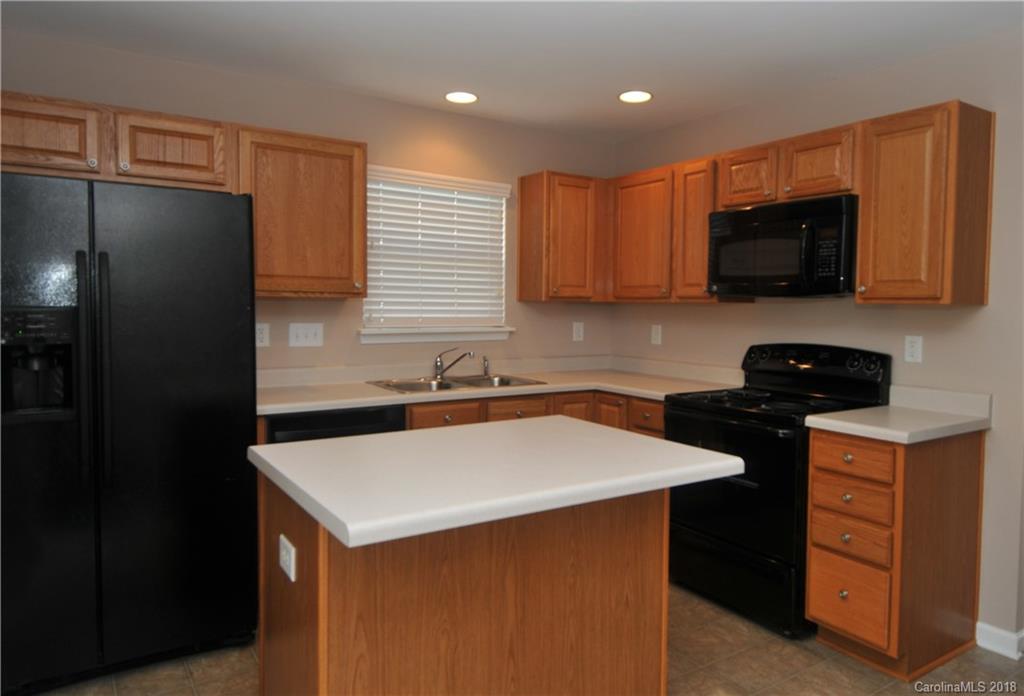 3325 Wymering Road Charlotte, NC 28213 - Photo 8 of 19