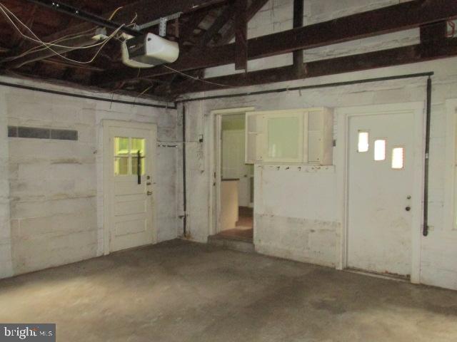 26 Upper Ferry Road Trenton, NJ 08628 - Photo 10 of 25