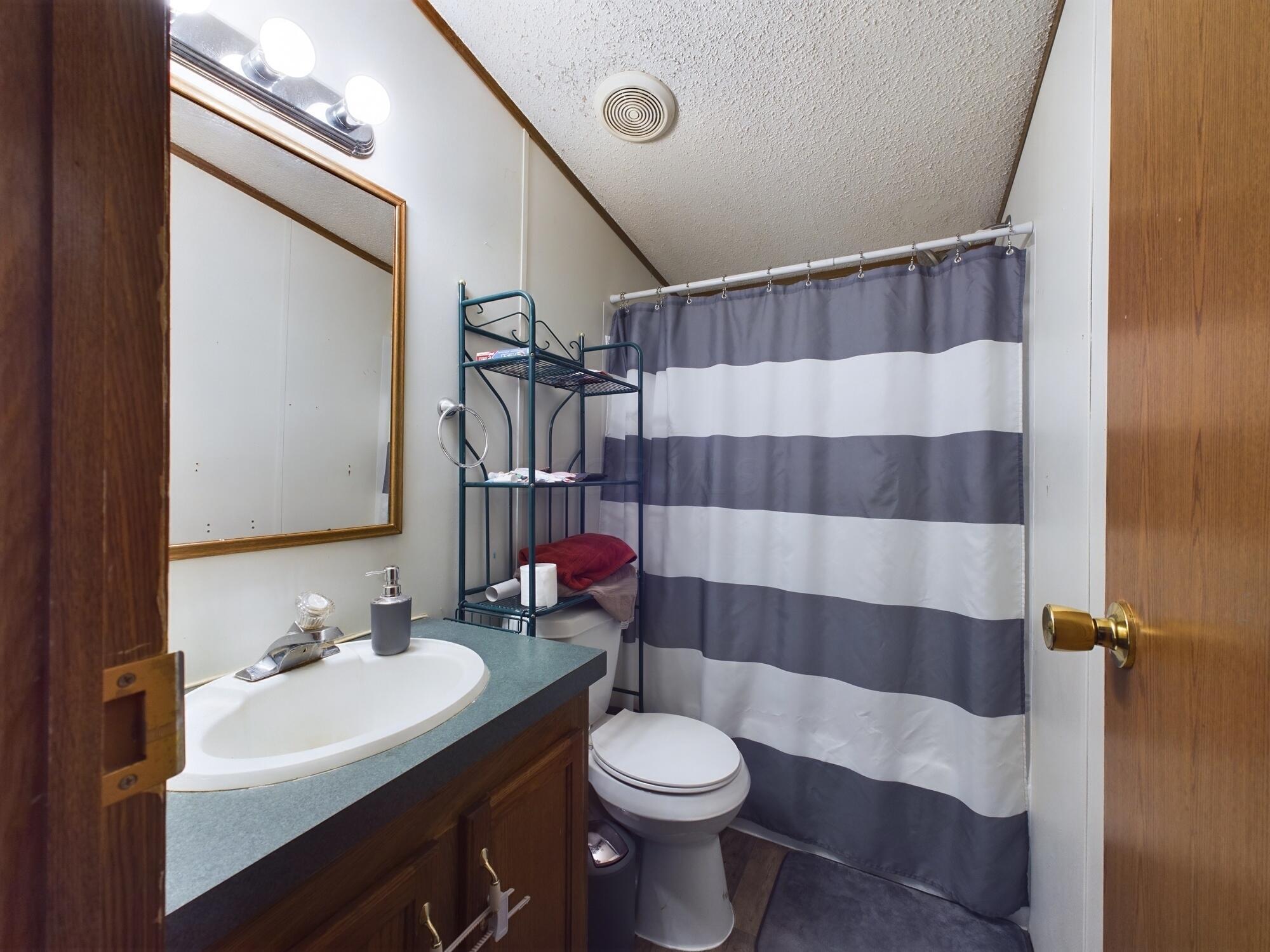 17322 Short Road Utica, OH 43080 - Photo 22 of 28 CAM02437G0-PR0041-STILL002