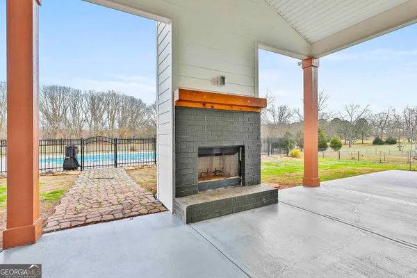 $625,000 | 393 Chapman Road, Zebulon, GA 30295