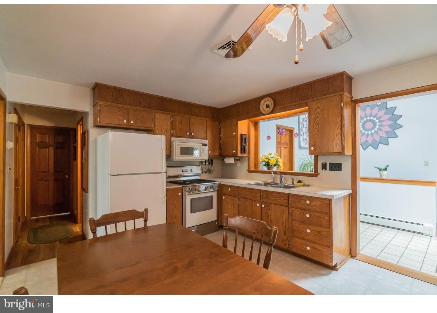243 Bethel Church Road Spring City, PA 19475 - Photo 9 of 25 Kitchen