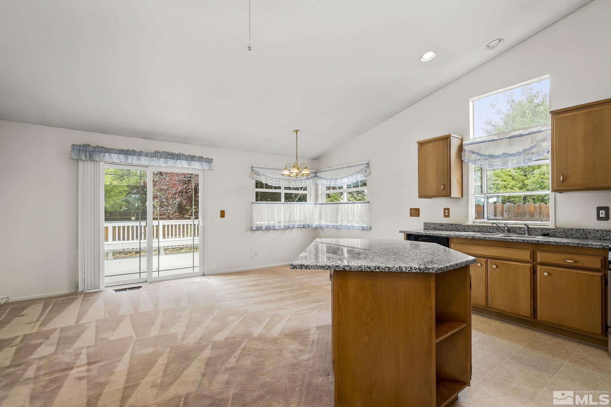 7680 Pickering Circle Reno, NV 89511 - Photo 5 of 28 Photo 5