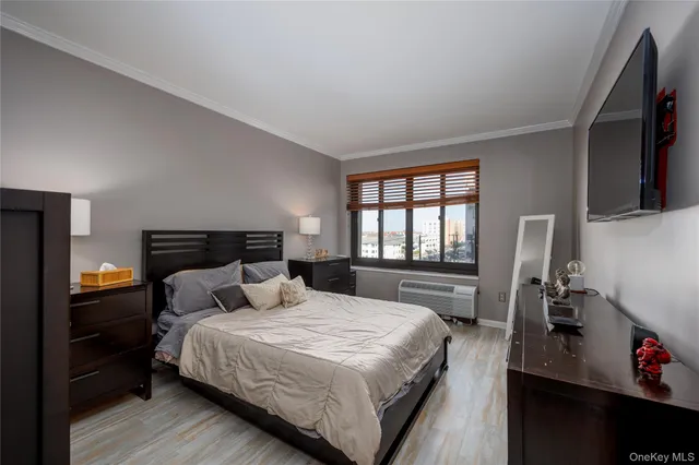 $3,050 | 100 West Broadway, Unit 4S, Long Beach, NY 11561