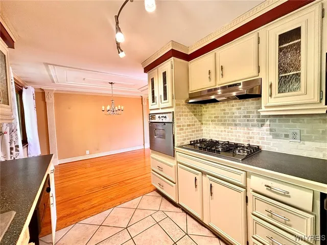 $297,500 | 1700 Southwestern Boulevard, West Seneca, NY 14224