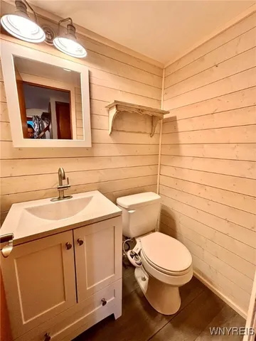 $297,500 | 1700 Southwestern Boulevard, West Seneca, NY 14224