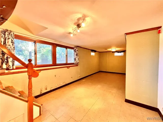 $297,500 | 1700 Southwestern Boulevard, West Seneca, NY 14224