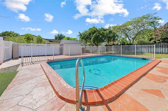 $4,000 | 3504 Northwest 84th Terrace, Coral Springs, FL 33065