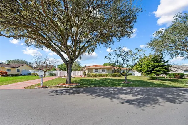 $4,000 | 3504 Northwest 84th Terrace, Coral Springs, FL 33065