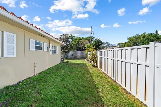 $4,000 | 3504 Northwest 84th Terrace, Coral Springs, FL 33065