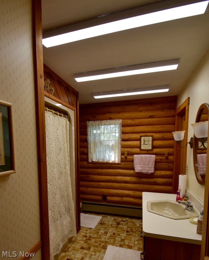15937 Thompson Road Thompson, OH 44086 - Photo 9 of 25