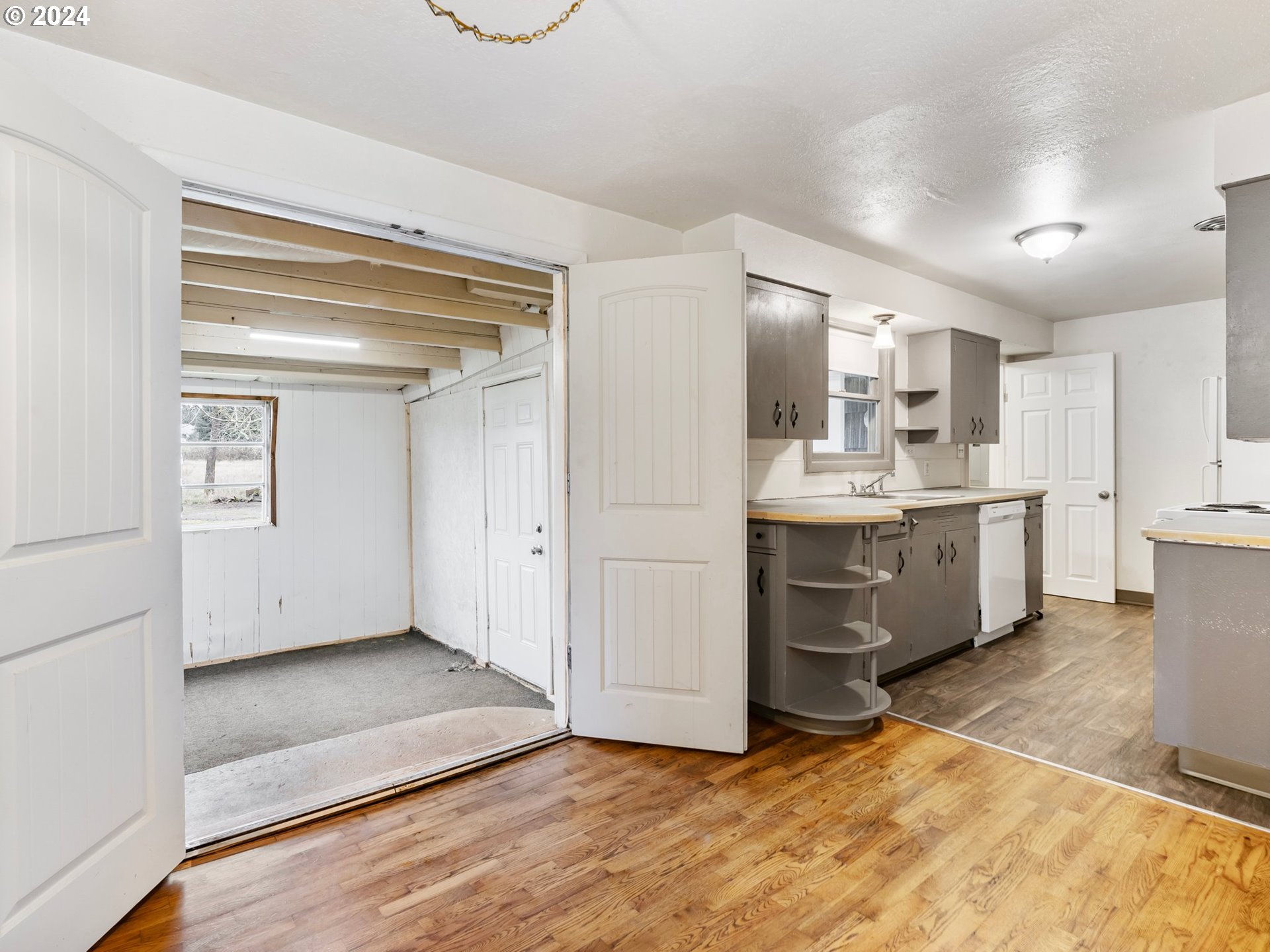 19242 South Beavercreek Road Oregon City, OR 97045 - Photo 28 of 47 Gallery Image 28