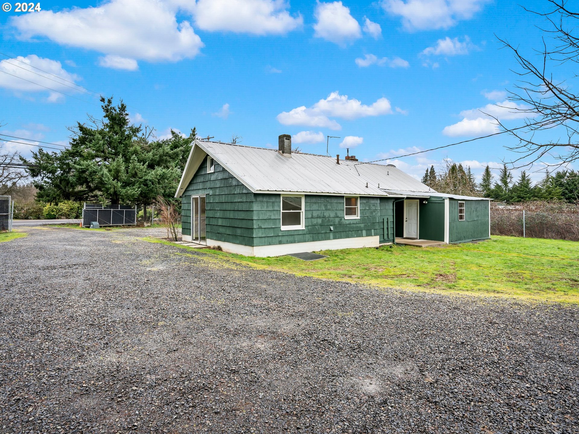 19242 South Beavercreek Road Oregon City, OR 97045 - Photo 3 of 47 Gallery Image 3