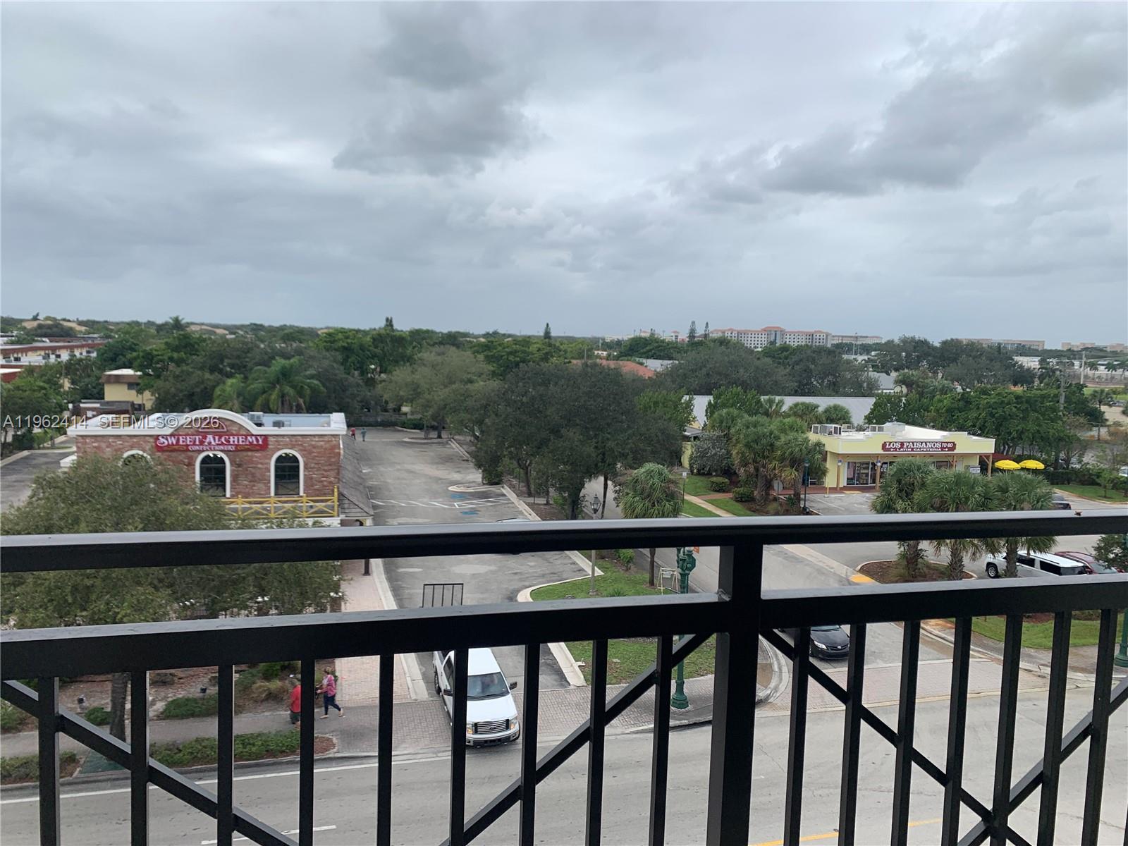 4100 Davie Road, Unit 402 Davie, FL 33314 - Photo 11 of 28