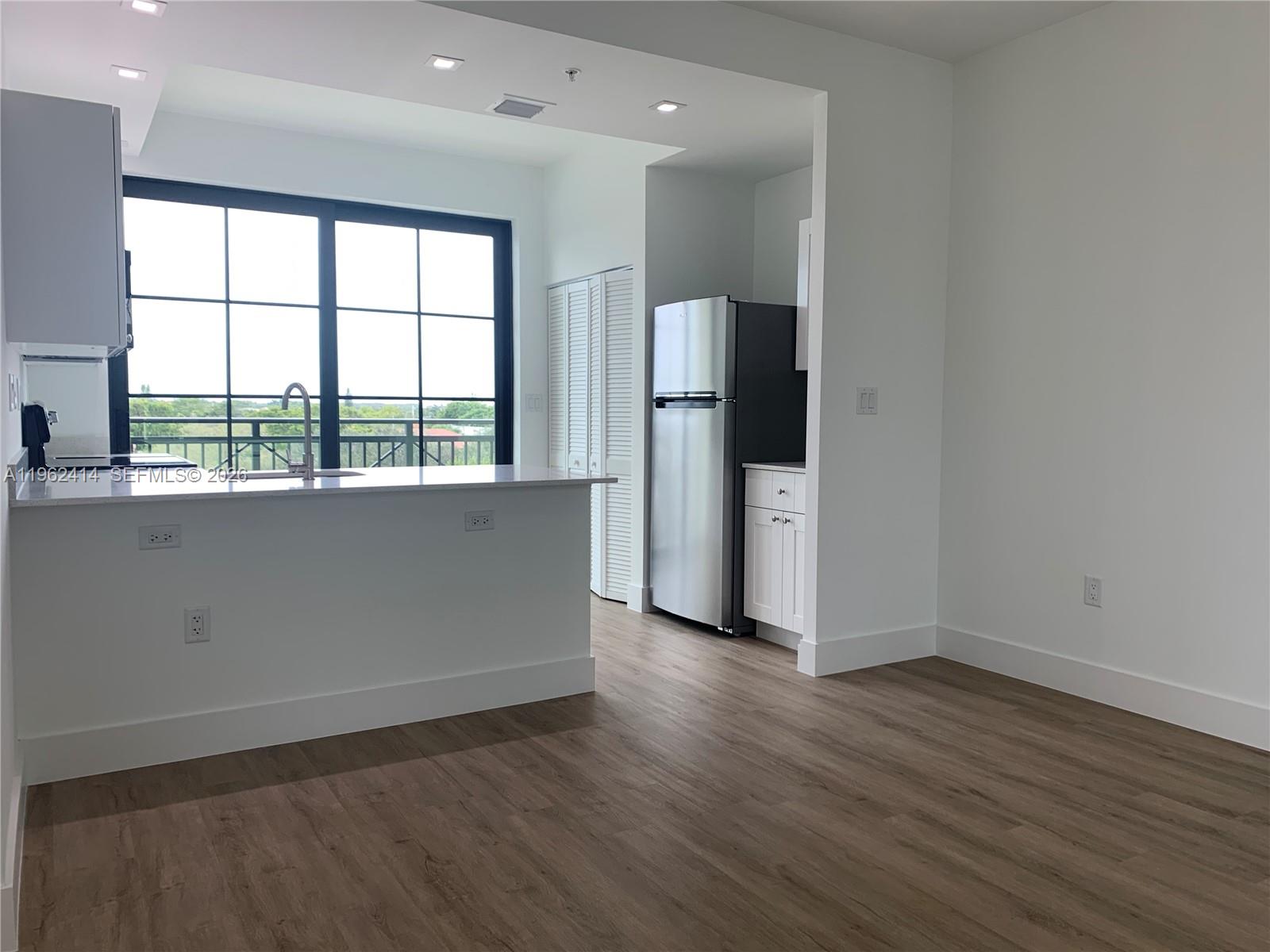 4100 Davie Road, Unit 402 Davie, FL 33314 - Photo 2 of 28