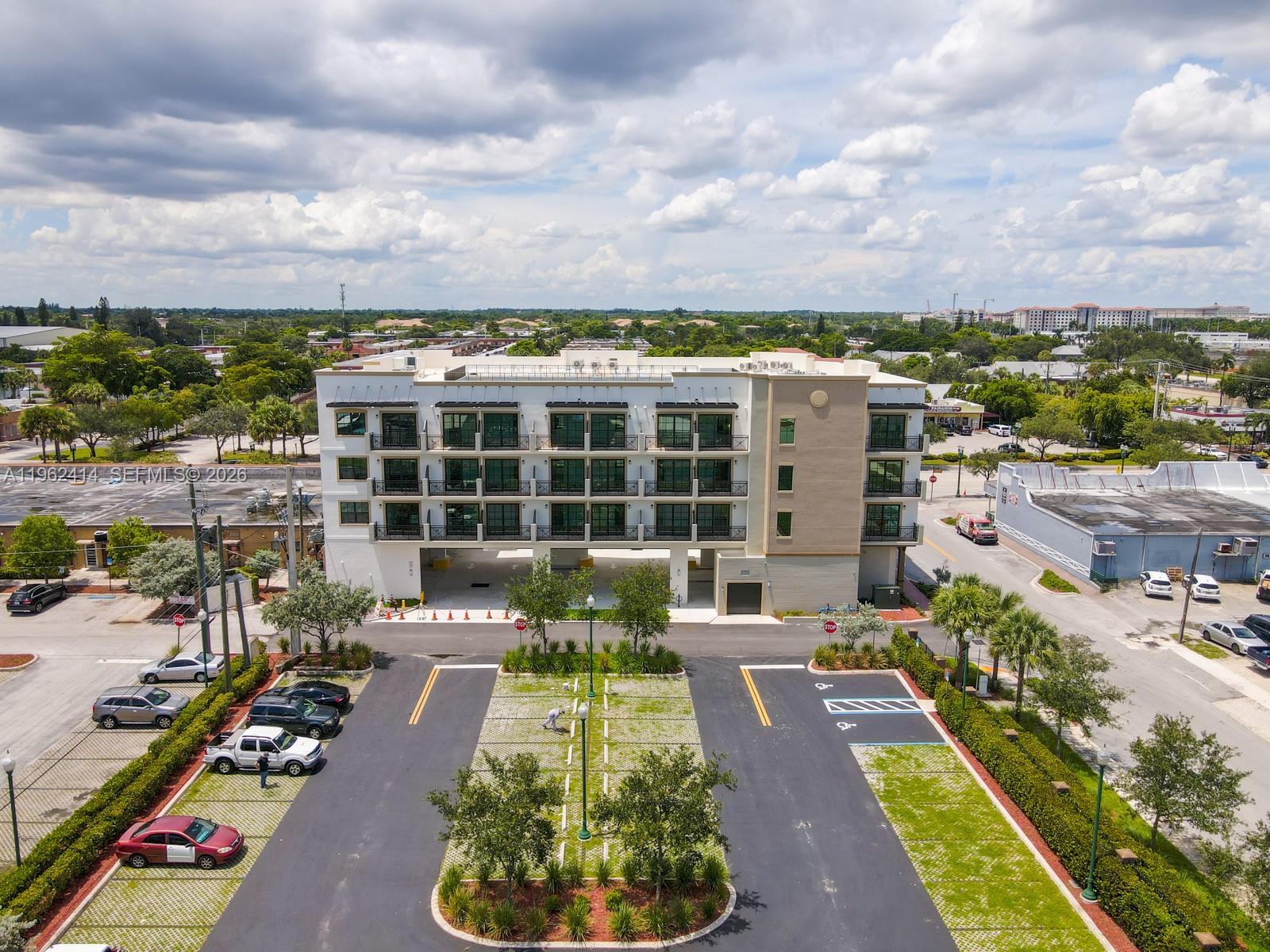 4100 Davie Road, Unit 402 Davie, FL 33314 - Photo 25 of 28