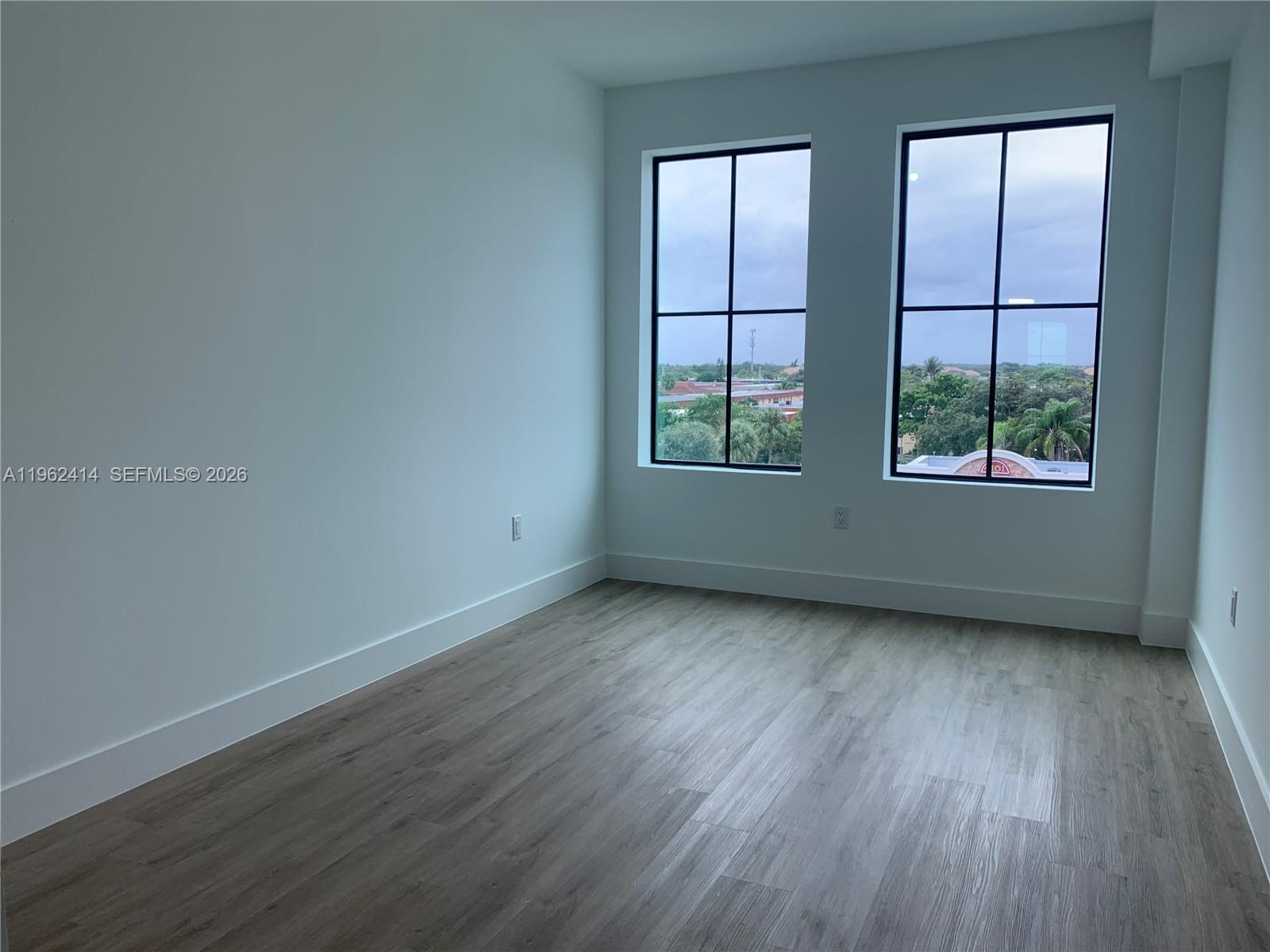 4100 Davie Road, Unit 402 Davie, FL 33314 - Photo 8 of 28