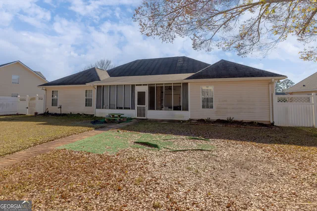 $310,000 | 114 Mallard Pointe, Kathleen, GA 31047