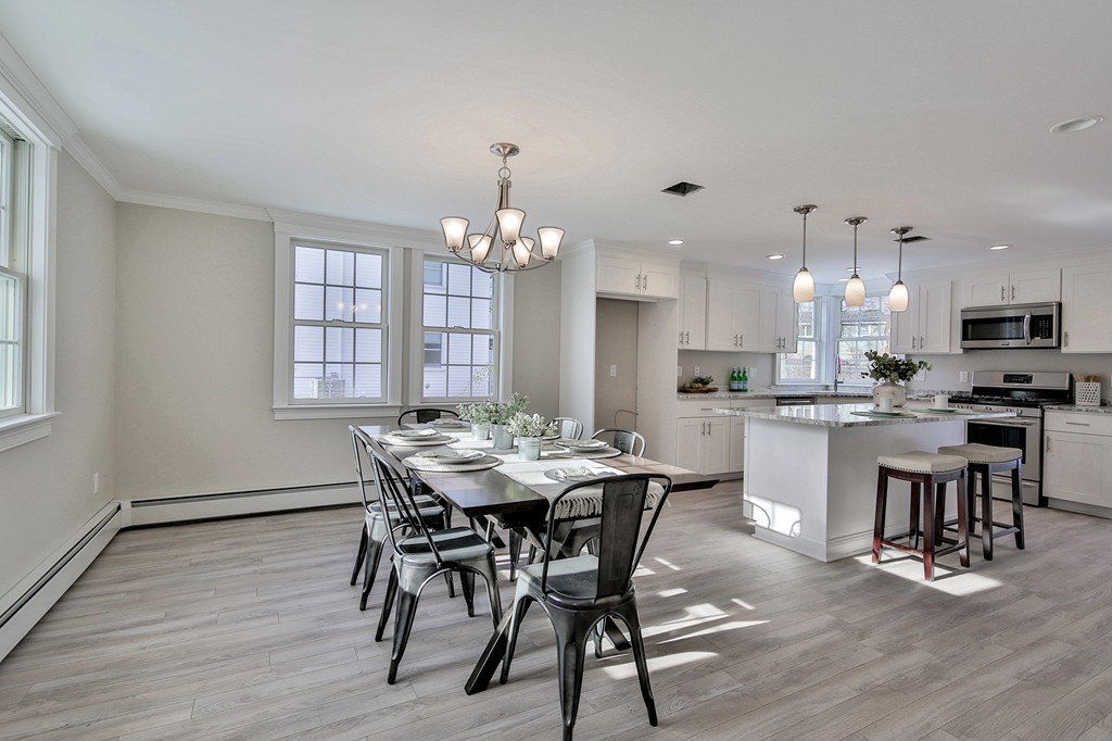 26 Fayette Road Bedford, MA 01730 - Photo 2 of 26 Gallery Image 2