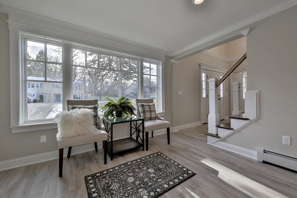 26 Fayette Road Bedford, MA 01730 - Photo 6 of 26 Gallery Image 6