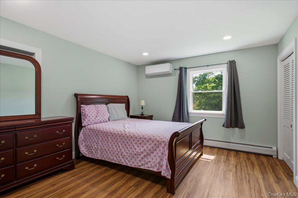 436 Storms Road Valley Cottage, NY 10989 - Photo 11 of 34