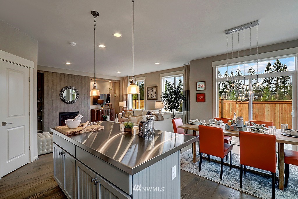 4318 186th Place Southeast Bothell, WA 98012 - Photo 5 of 24 Gallery Image 5