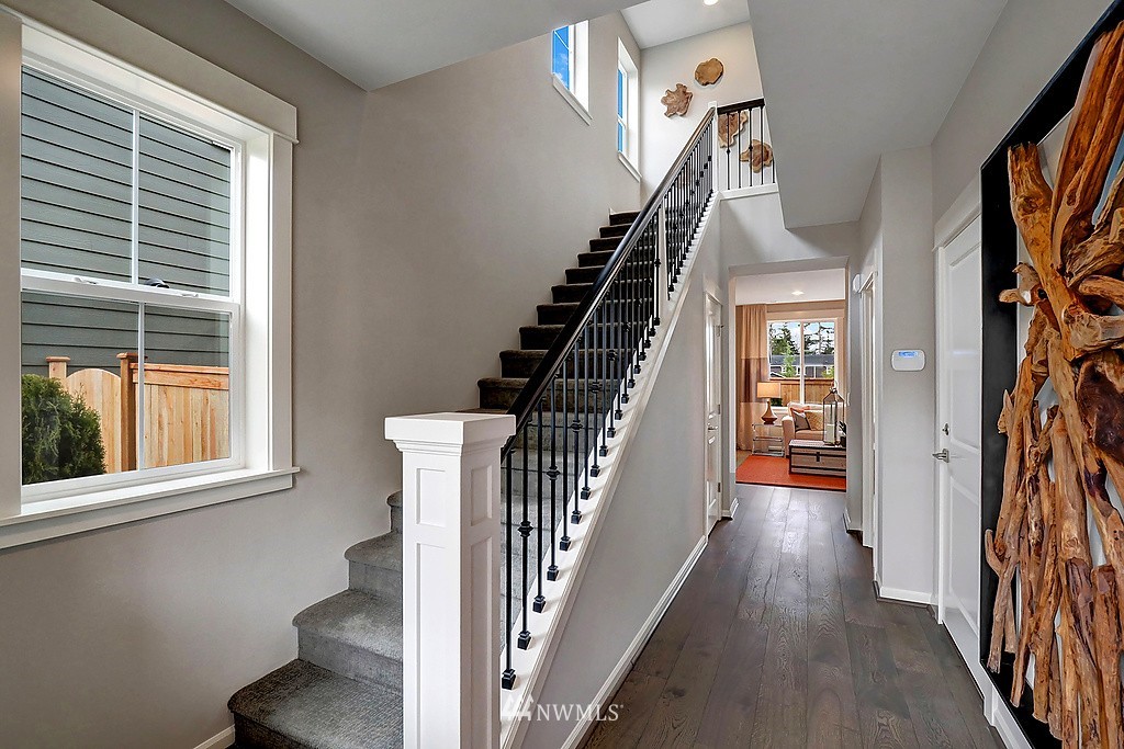 4318 186th Place Southeast Bothell, WA 98012 - Photo 9 of 24 Gallery Image 9