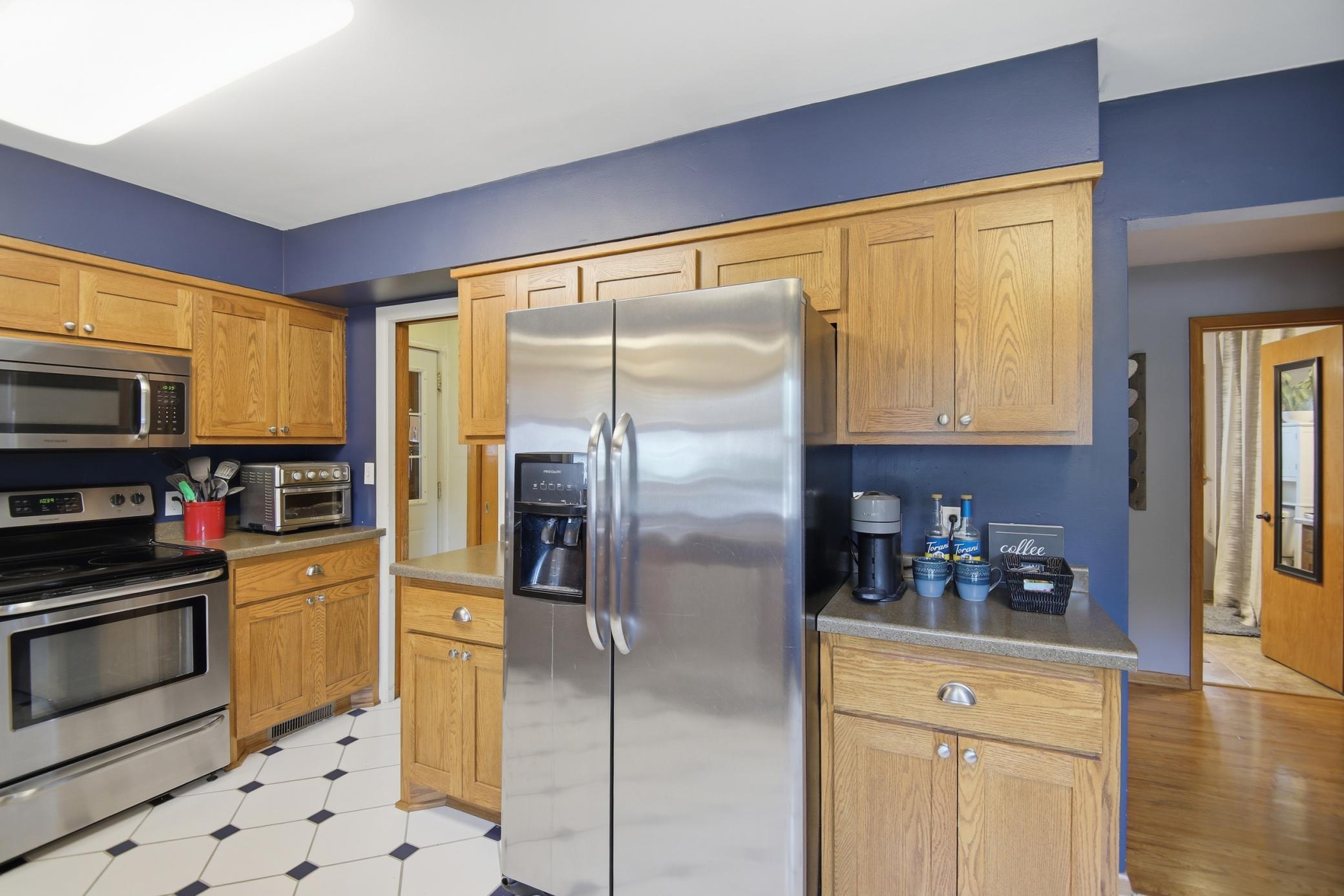 430 5th Street Southwest Plainview, MN 55964 - Photo 13 of 47