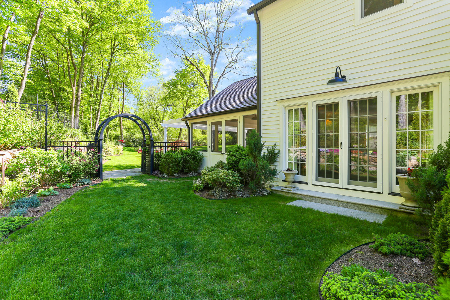 45 Ogden Road New Canaan, CT 06840 - Photo 18 of 42 655C4804-17ED-4A60-B18D-129958C70B23