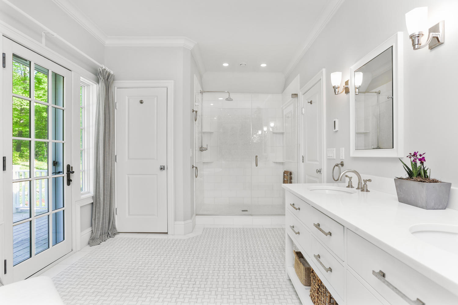 45 Ogden Road New Canaan, CT 06840 - Photo 29 of 42 45 Ogden Rd New Canaan CT-large-013-015-