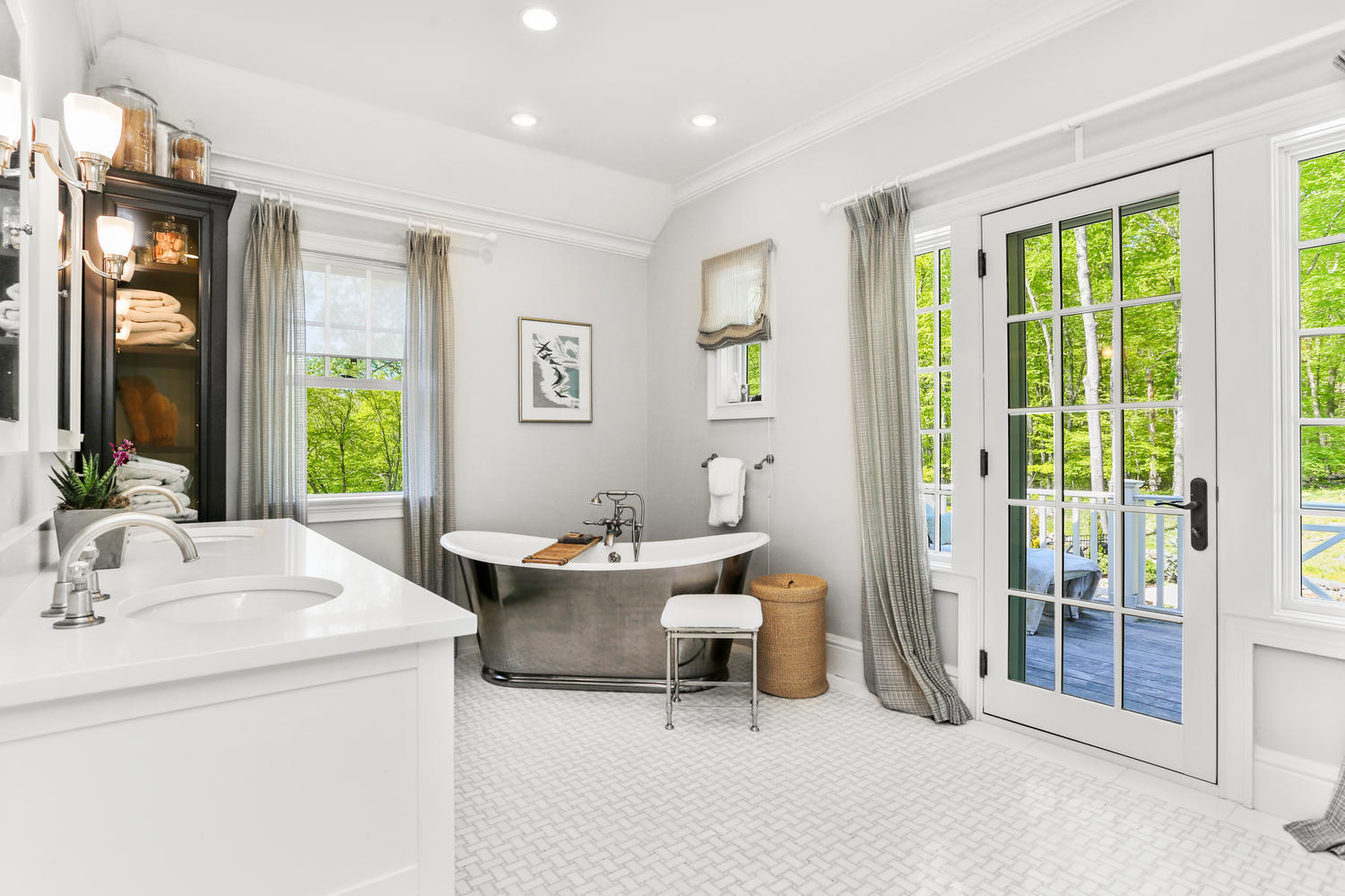 45 Ogden Road New Canaan, CT 06840 - Photo 30 of 42 45 Ogden Rd New Canaan CT-large-014-013-