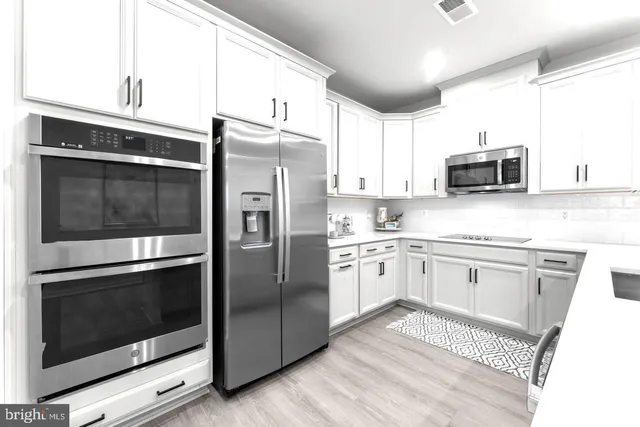 $2,999 | 43785 Transit Square, Ashburn, VA 20147