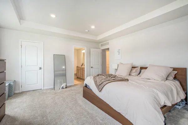 $400,000 | 1206 Salt Springs Drive, Saline, MI 48176