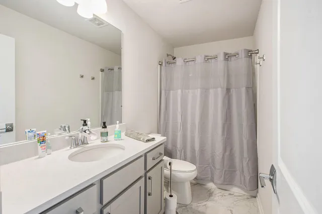 $400,000 | 1206 Salt Springs Drive, Saline, MI 48176